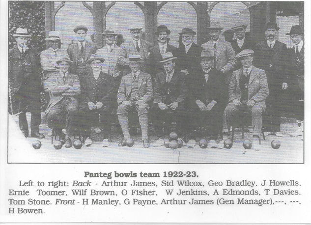 Panteg Bowls Team 1922-23 Panteg Bowls Team 1922-23