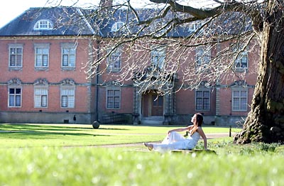 Rachel photographed outside Tredegar House, Newport Rachel photographed outside Tredegar House, Newport